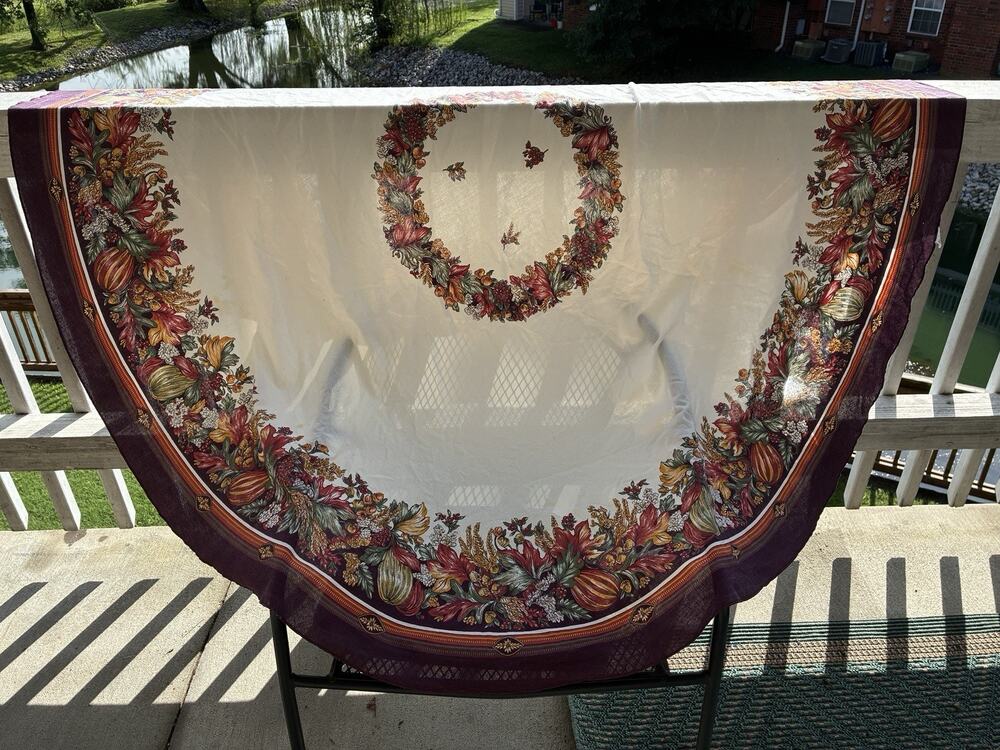 Vintage 1992 Fashion Industries Round Table Cloth 65"